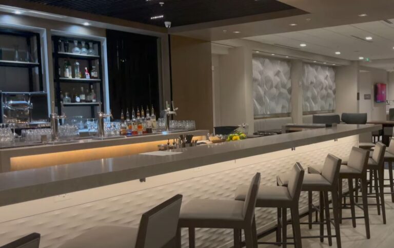 AC Hotel Lake BV Hotel 3 768x483