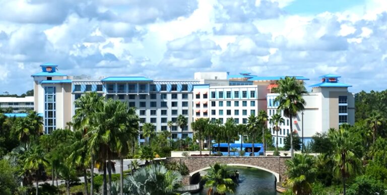 Loews Royal Pacific Resort 2 768x387