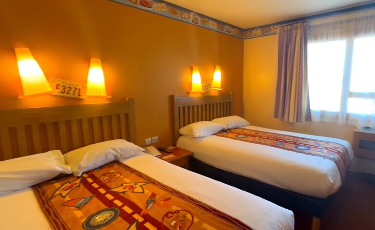 Disney Hotel Santa Fe 7 768x472