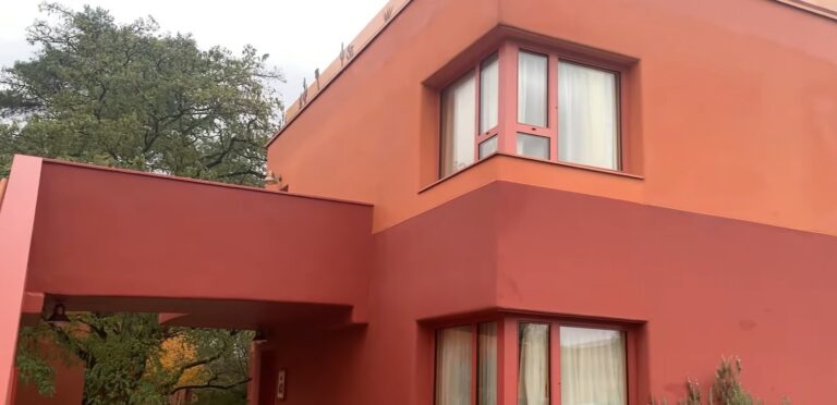 Disney Hotel Santa Fe 8 768x372