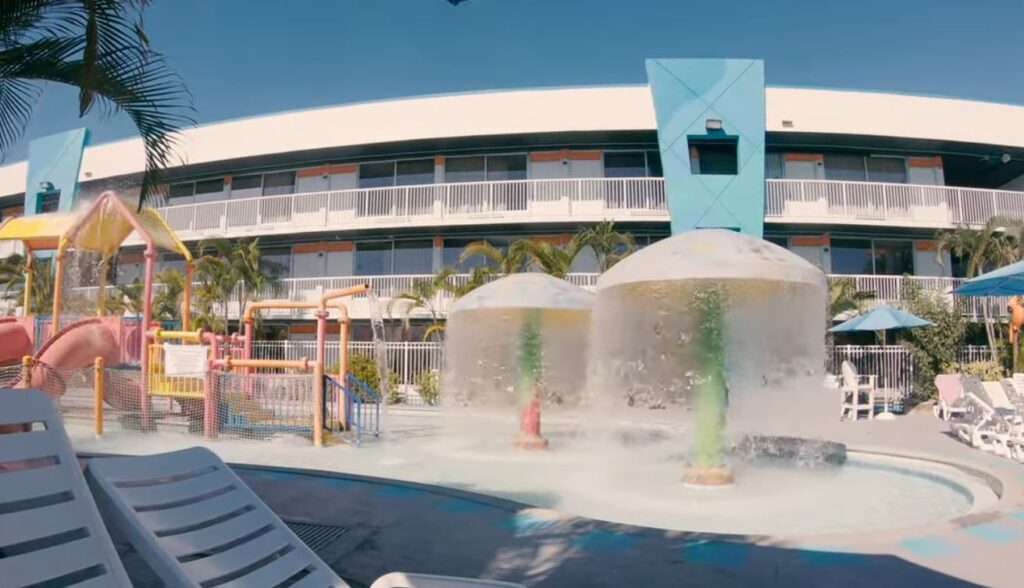 Ramada by Wynham Hotel and Water Park 1 1024x588