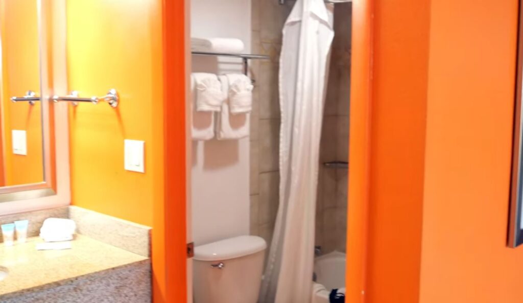 Ramada by Wynham Hotel and Water Park 6 1024x593