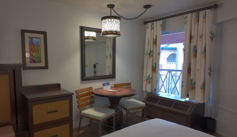 caribbean beach 6 768x444