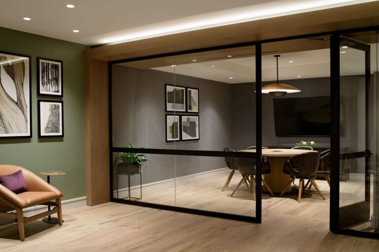93d847df 768x512